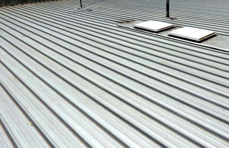 What Are the Most Common Types of Flat Roofs?
